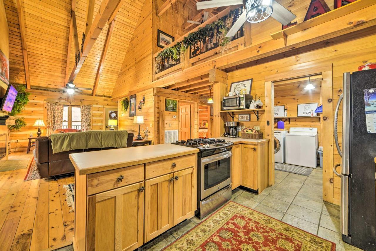 Quiet, Woodsy Retreat Deck And Kentucky Lake Access New Concord ภายนอก รูปภาพ