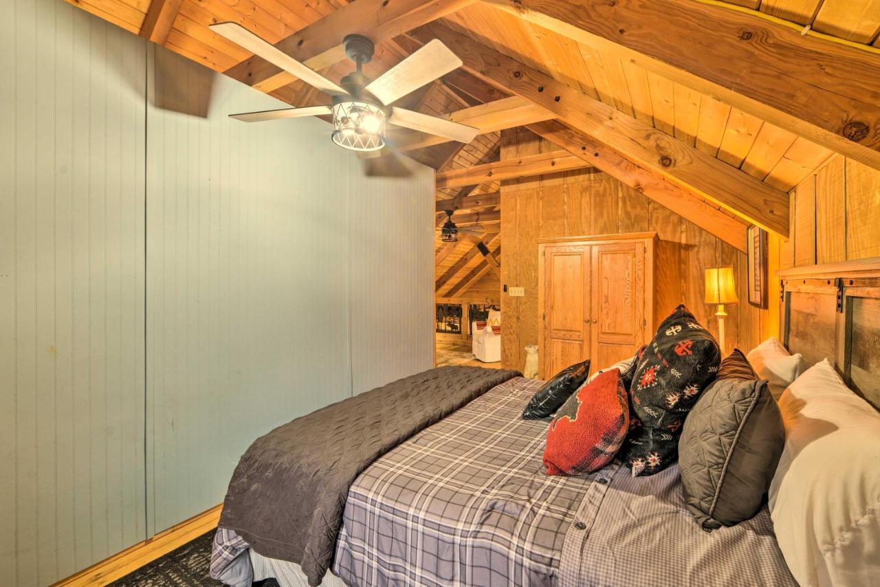 Quiet, Woodsy Retreat Deck And Kentucky Lake Access New Concord ภายนอก รูปภาพ