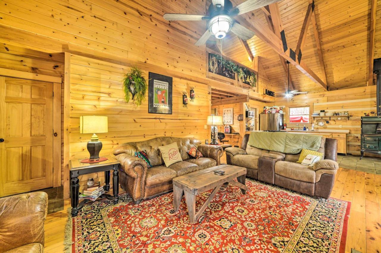 Quiet, Woodsy Retreat Deck And Kentucky Lake Access New Concord ภายนอก รูปภาพ
